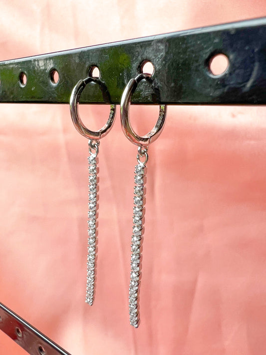 Boucles d'oreilles pendantes à strass