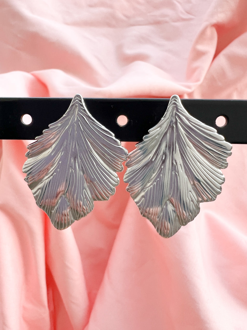 Suzanne – Boucles d'Oreilles Feuille Ginkgo Acier Inoxydable