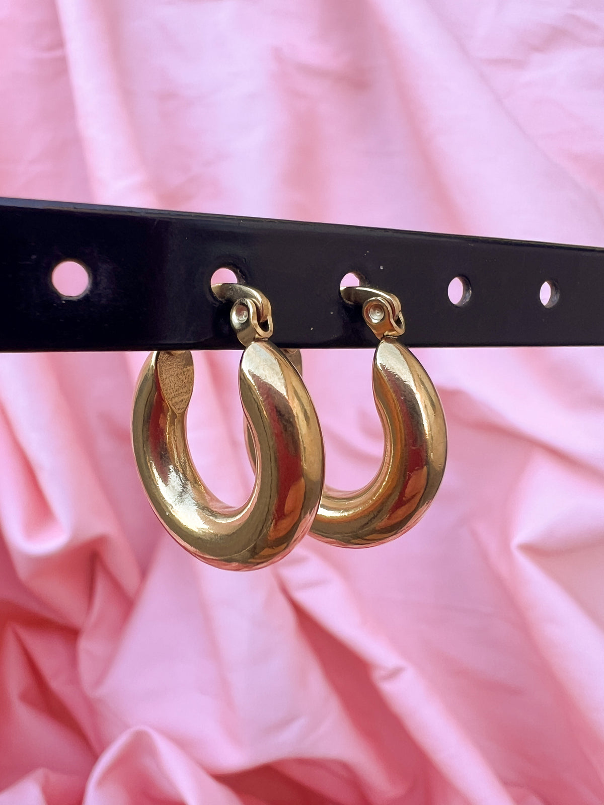 Isea – Boucles d'Oreilles Créole Chunky Dorée Acier Inoxydable