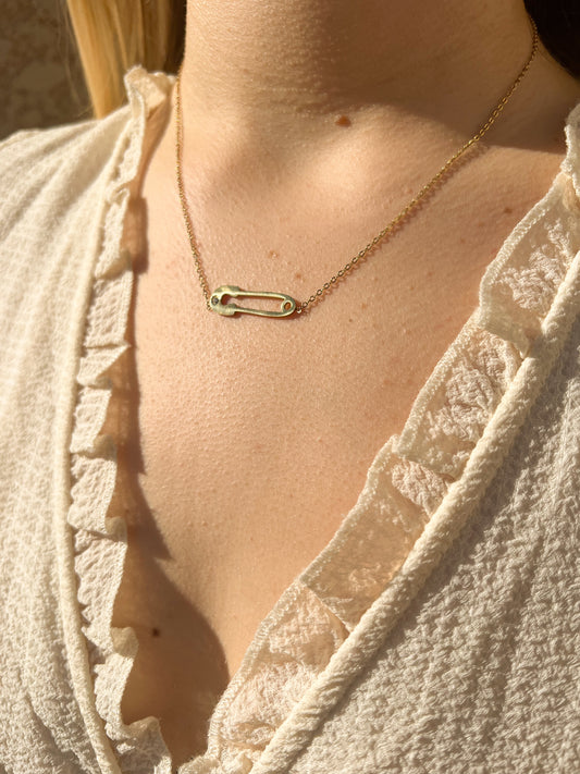 Collier épingle