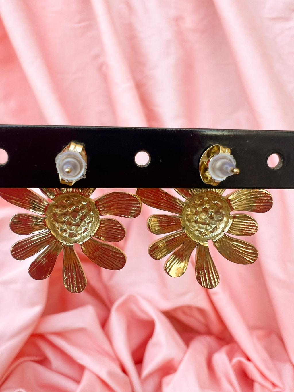 Solara – Boucles d'Oreilles Marguerite Statement Acier Inoxydable