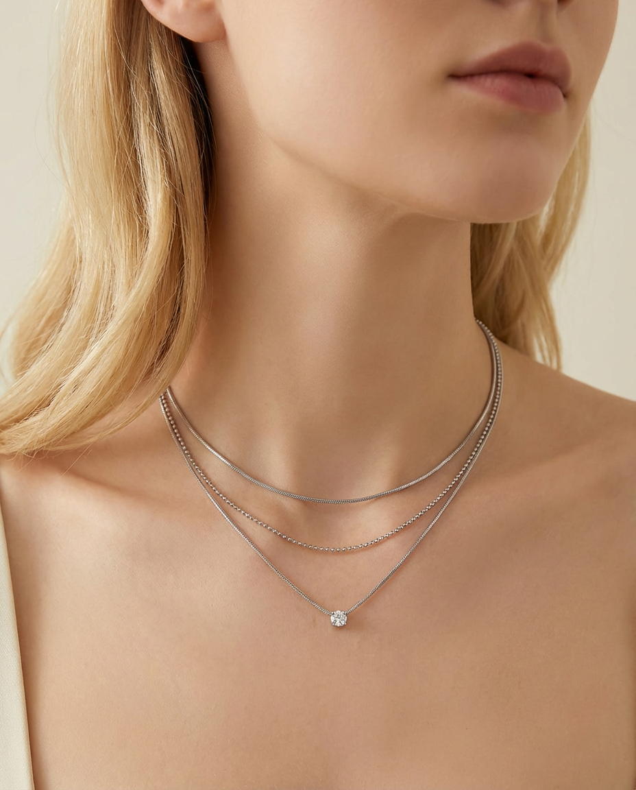 Lily – Collier Triple Chaîne Solitaire