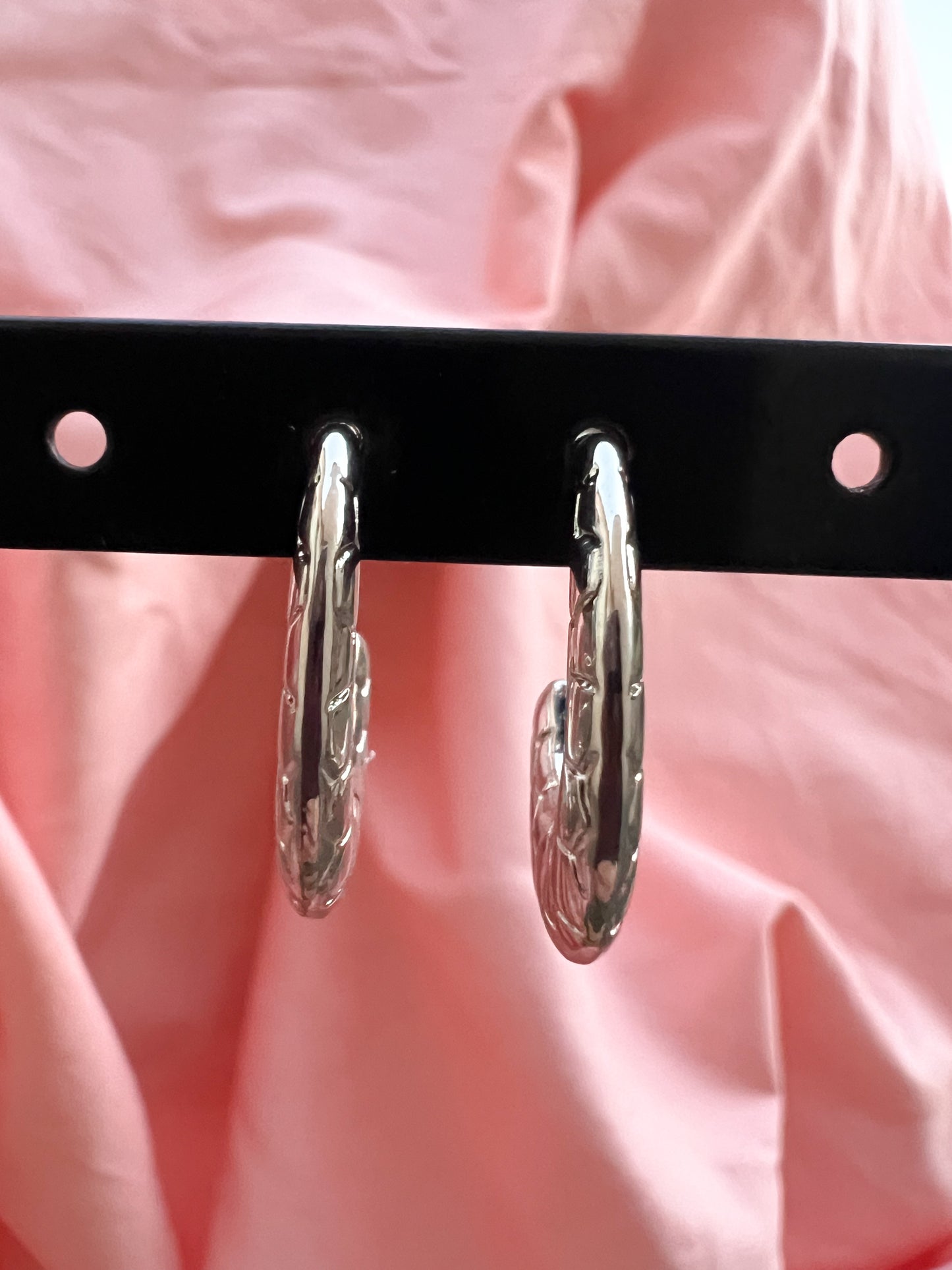 Boucles d’oreilles matelassées