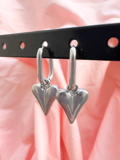 Boucles d’oreilles coeur pendant