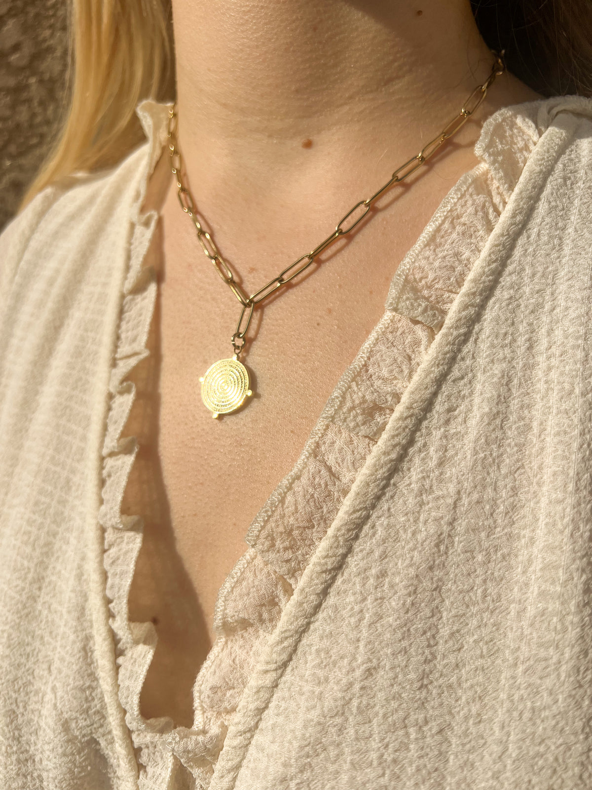 Ivy – Collier Maillons Médaillon