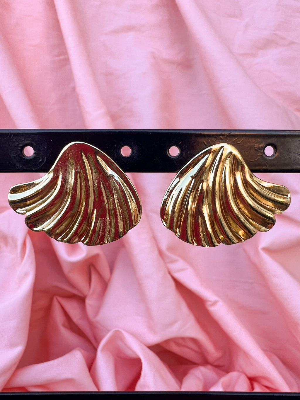 Lumea – Boucles d'Oreilles Coquillage Doré Acier Inoxydable