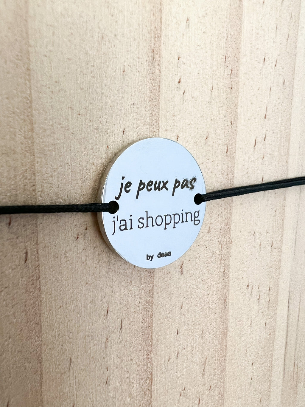 Je Peux pas j'ai Shopping – Bracelet Médaillon
