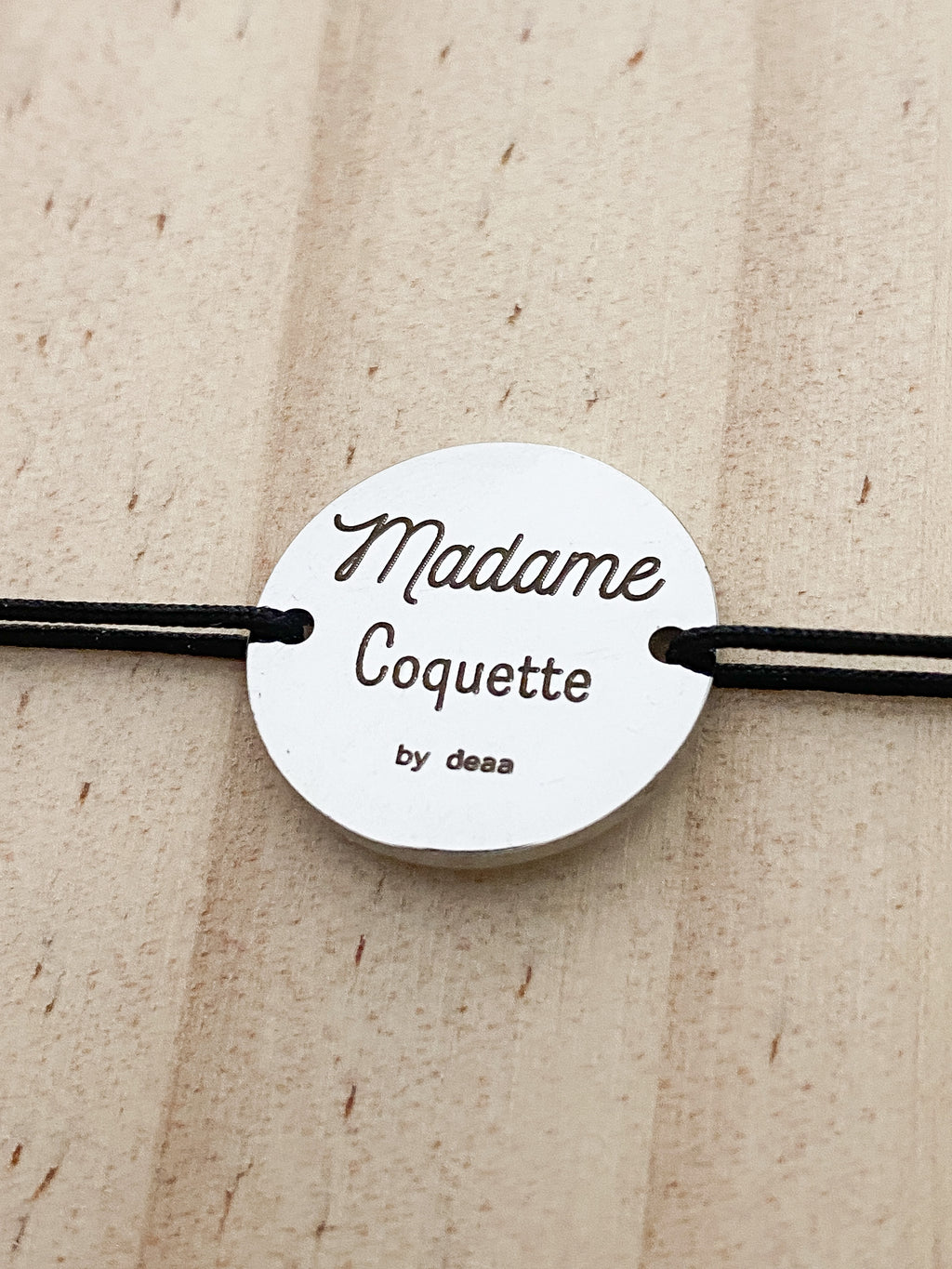 Madame Coquette – Bracelet Médaillon