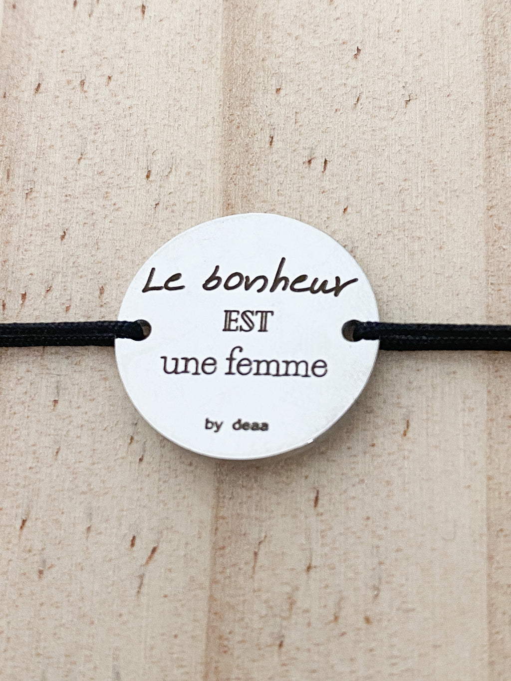 Le Bonheur est une Femme – Bracelet Médaillon