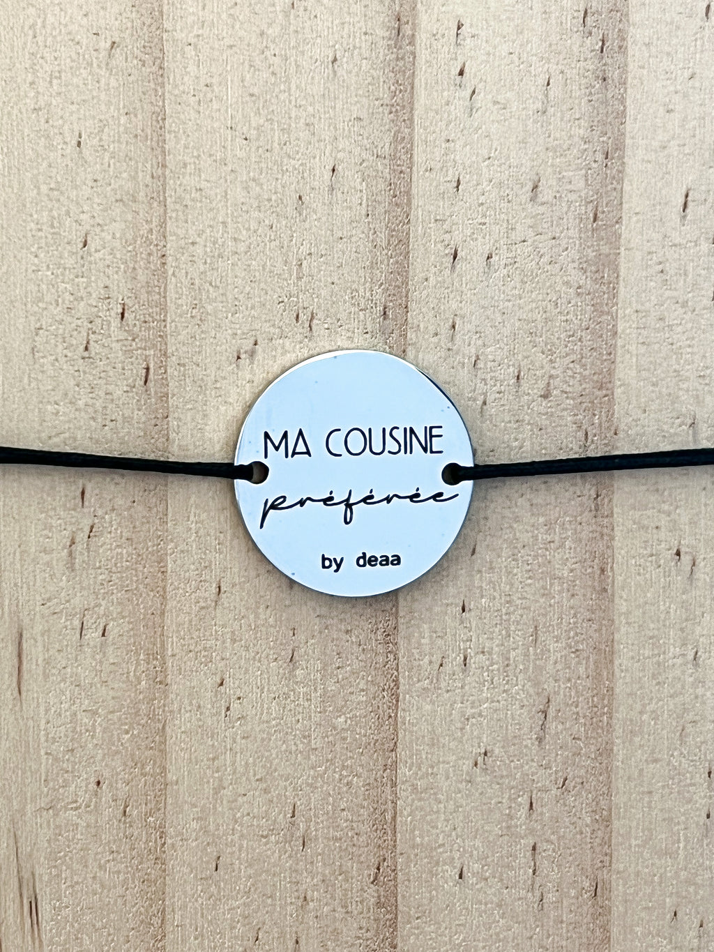 Ma Cousine Préférée – Bracelet Médaillon