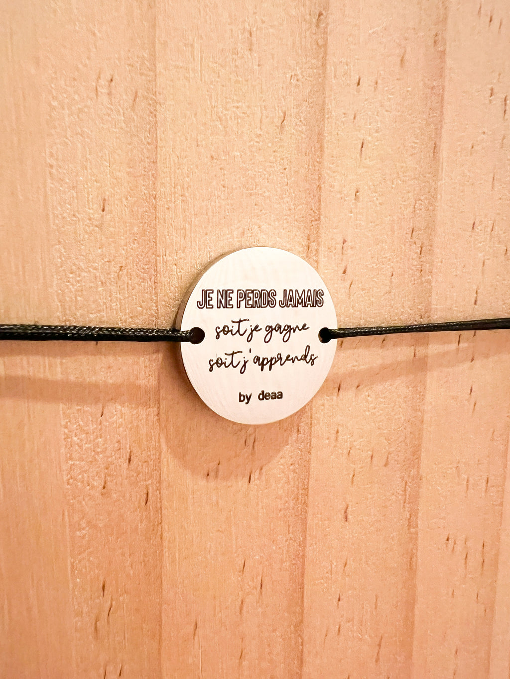 Je ne Perds Jamais, soit je Gagne, soit j'Apprends – Bracelet Médaillon