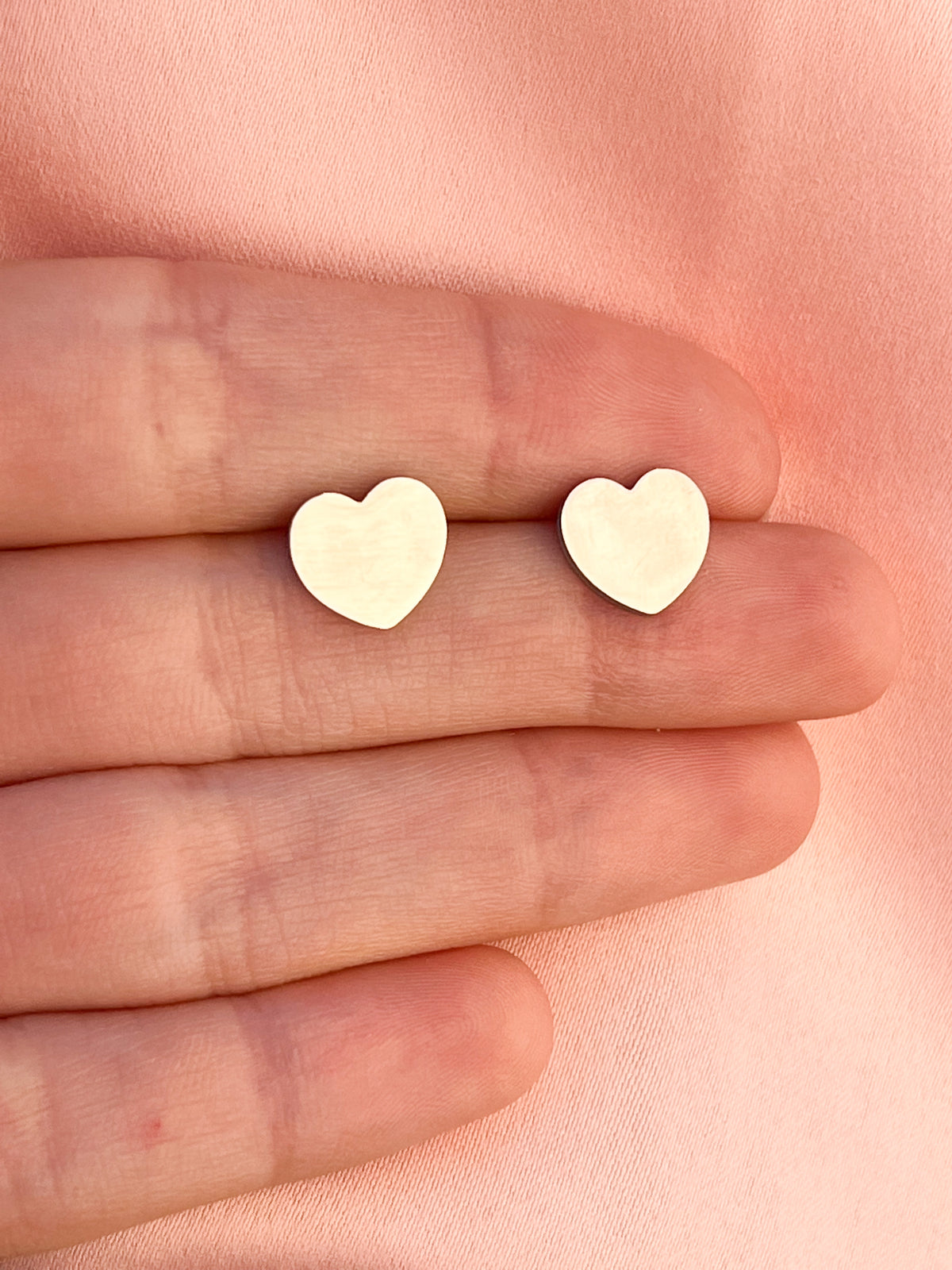 Pendientes de acero inoxidable Métis, corazón, color plata.