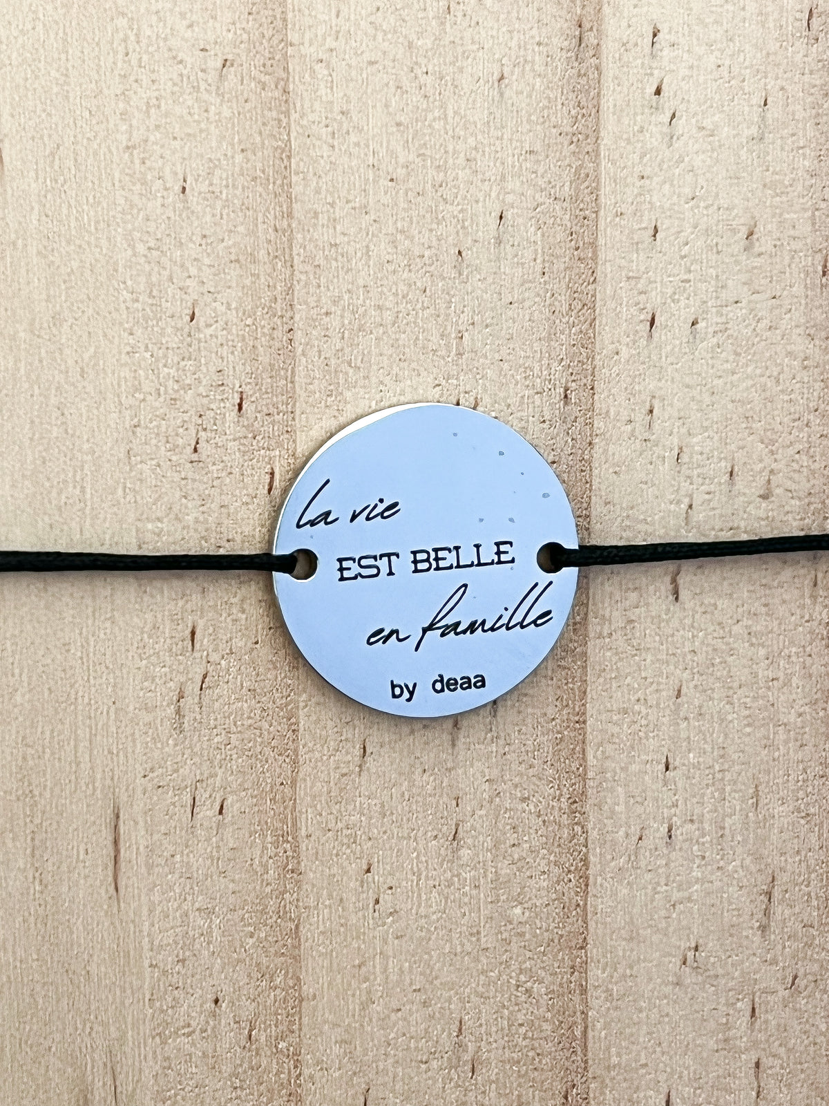 La Vie est Belle en Famille – Bracelet Médaillon