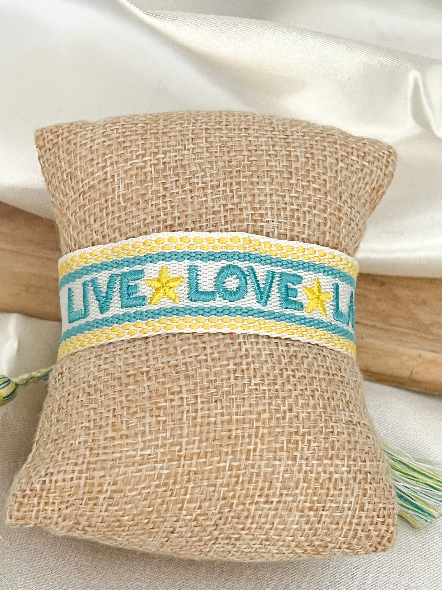 Bracelet « Live, Love, laugh »