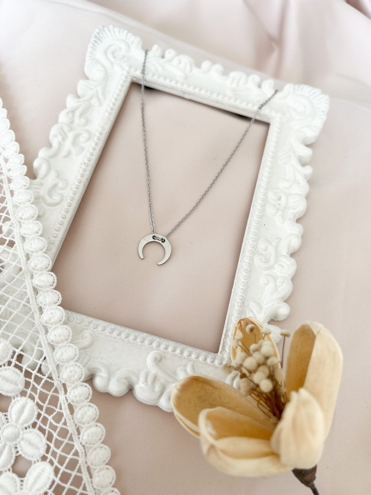 Naelle – Collier Croissant de Lune
