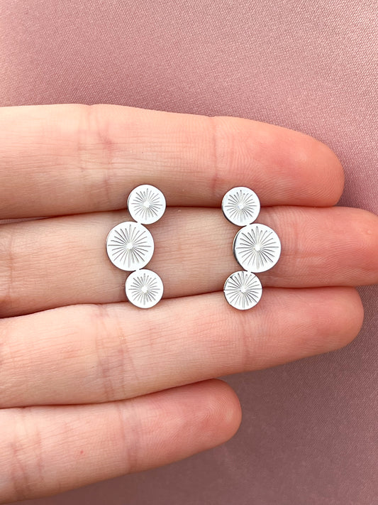 Boucles d’oreilles triple motifs