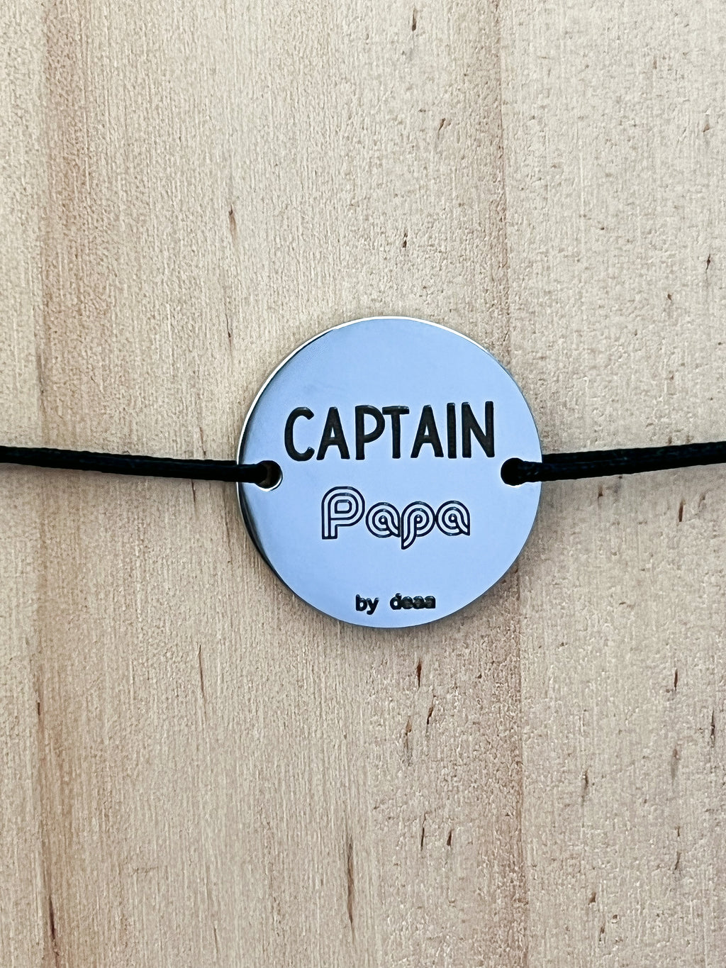 Captain Papa – Bracelet Médaillon