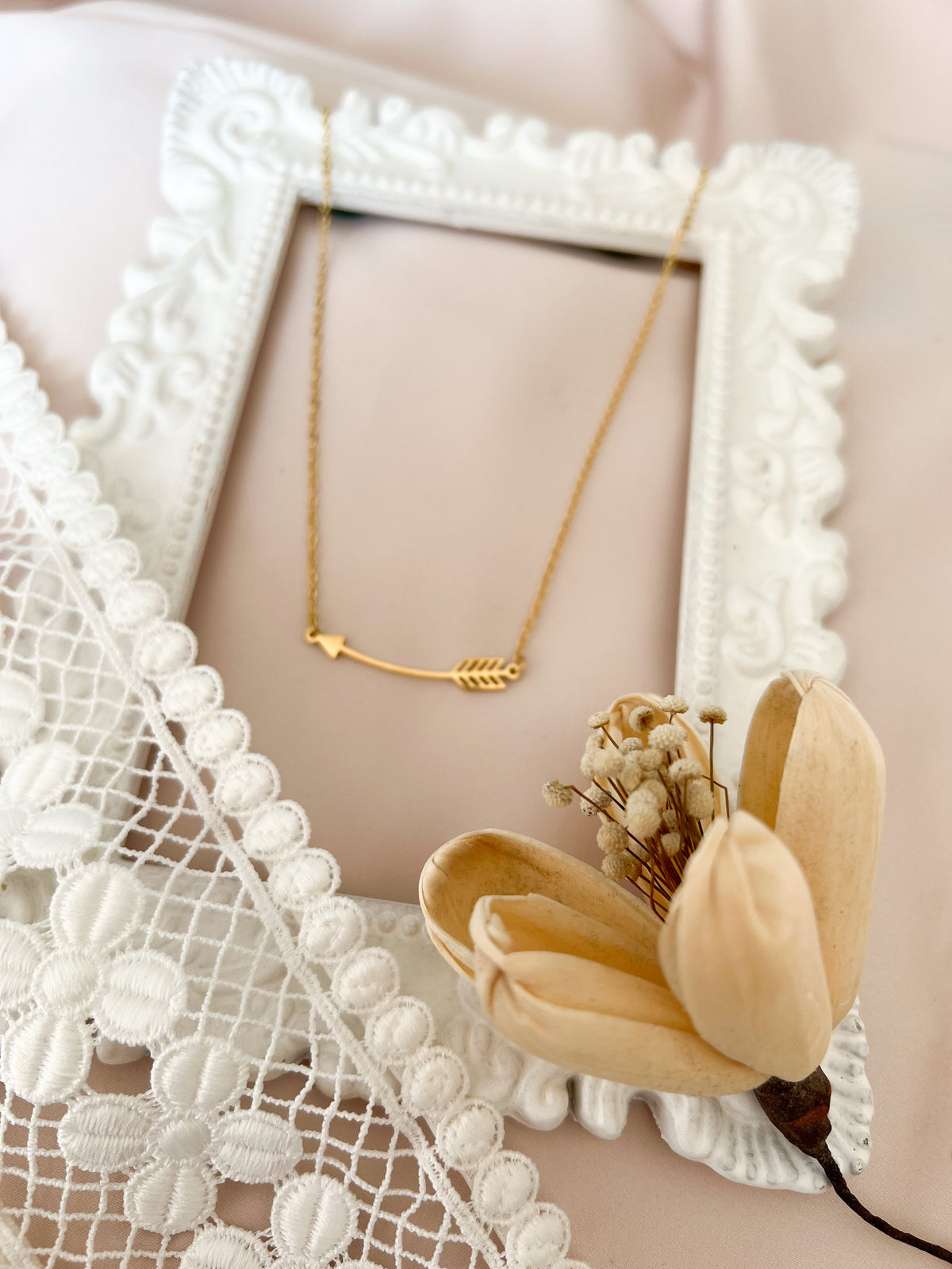 Elea – Collier Pendentif Flèche