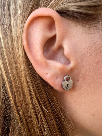 Boucles d’oreilles petits cadenas