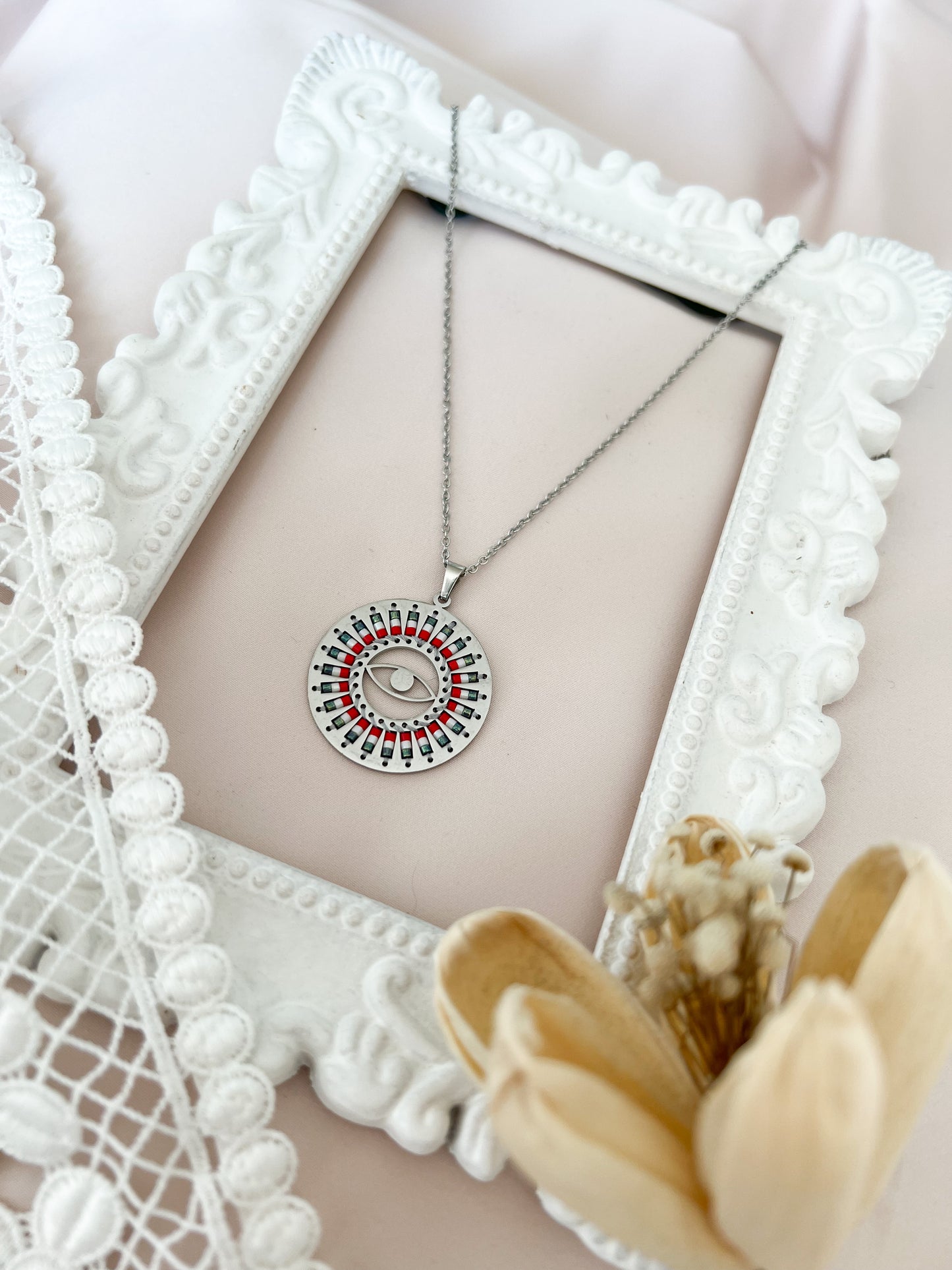 Collier œil