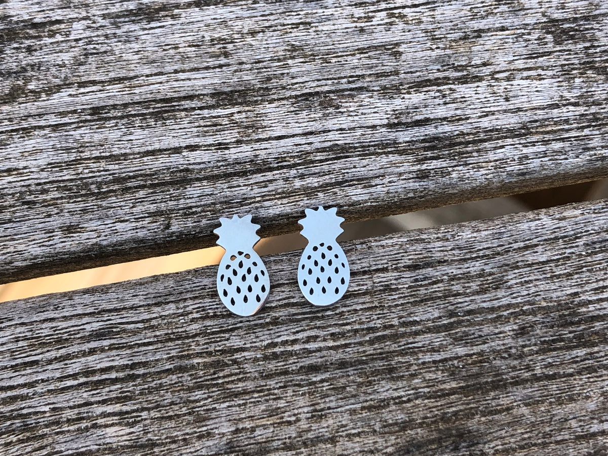 Pendientes de acero inoxidable Métis, piña, color plata.